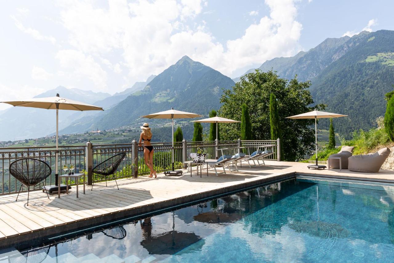 Hotel Schlosswirt Шена Екстериор снимка