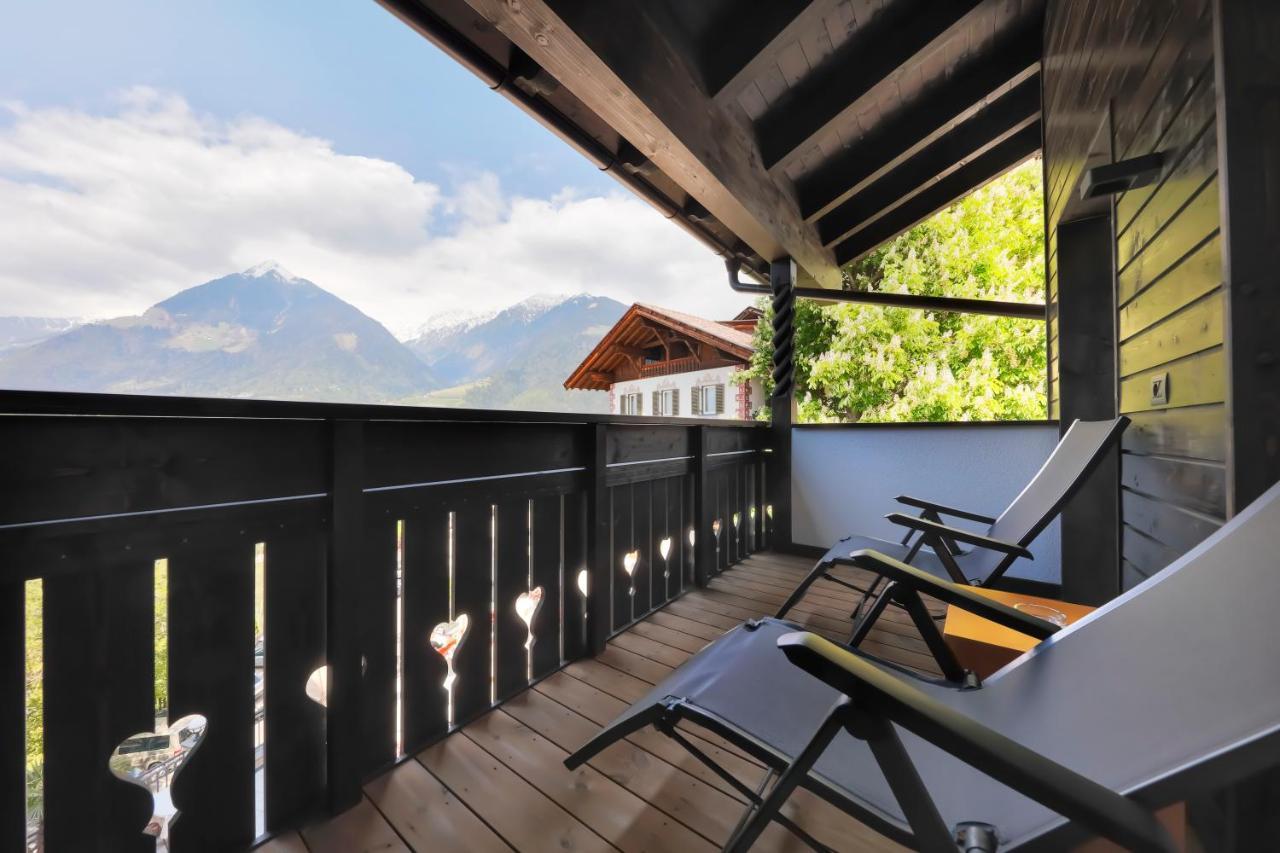 Hotel Schlosswirt Шена Екстериор снимка