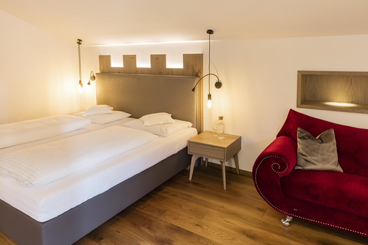 Hotel Schlosswirt Шена Екстериор снимка
