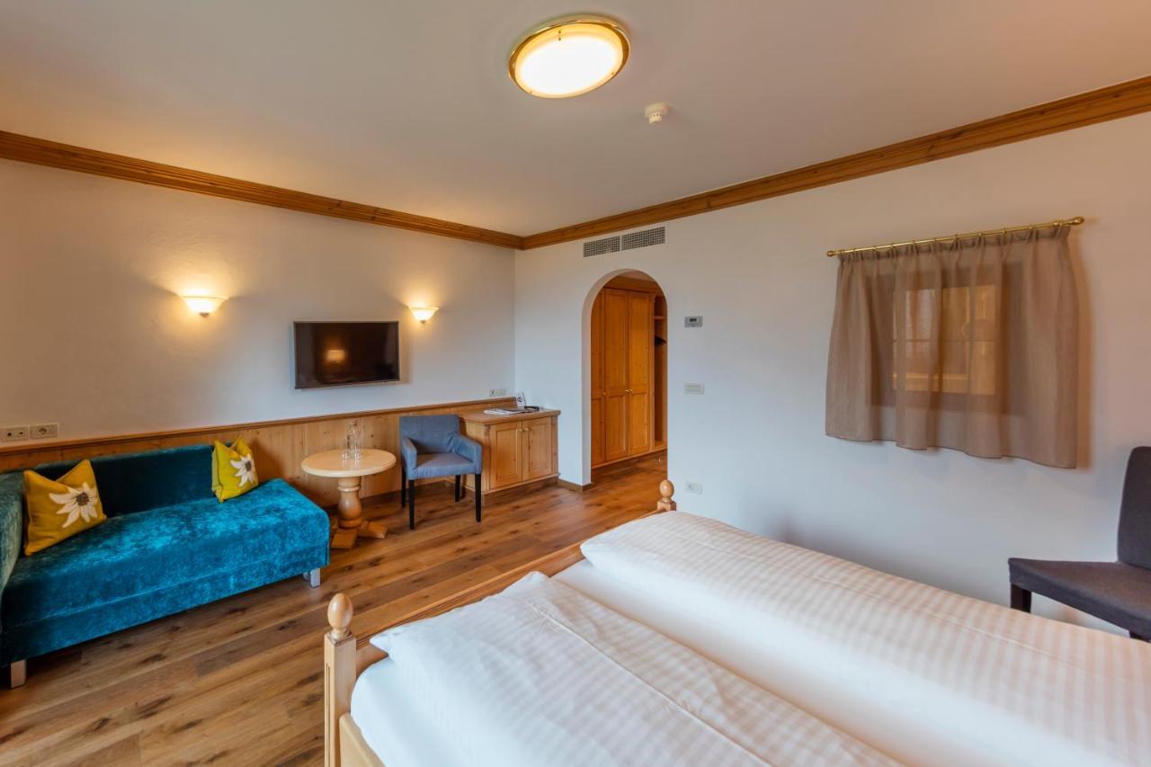 Hotel Schlosswirt Шена Екстериор снимка