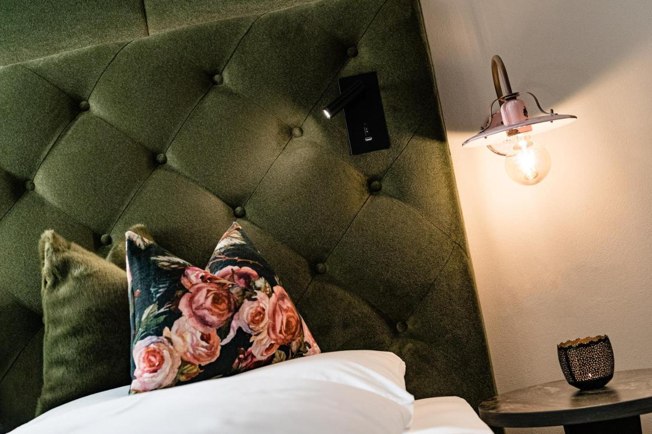 Hotel Schlosswirt Шена Екстериор снимка
